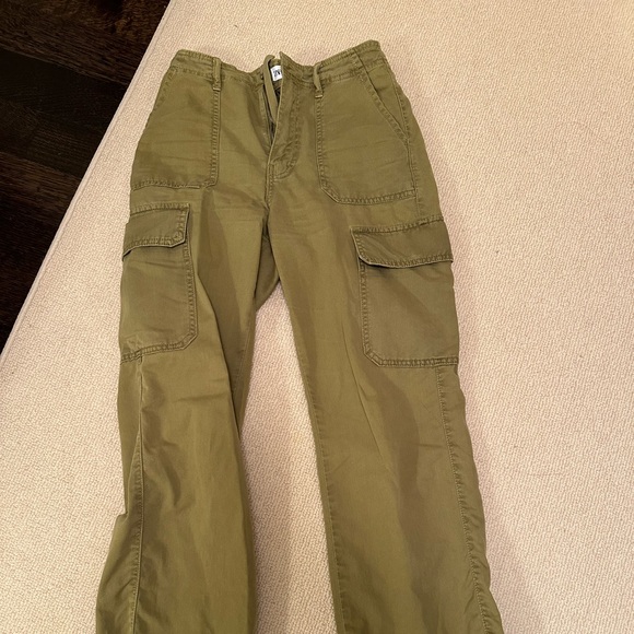 Zara Khaki green high waisted straight leg cargo pants - Picture 2 of 6
